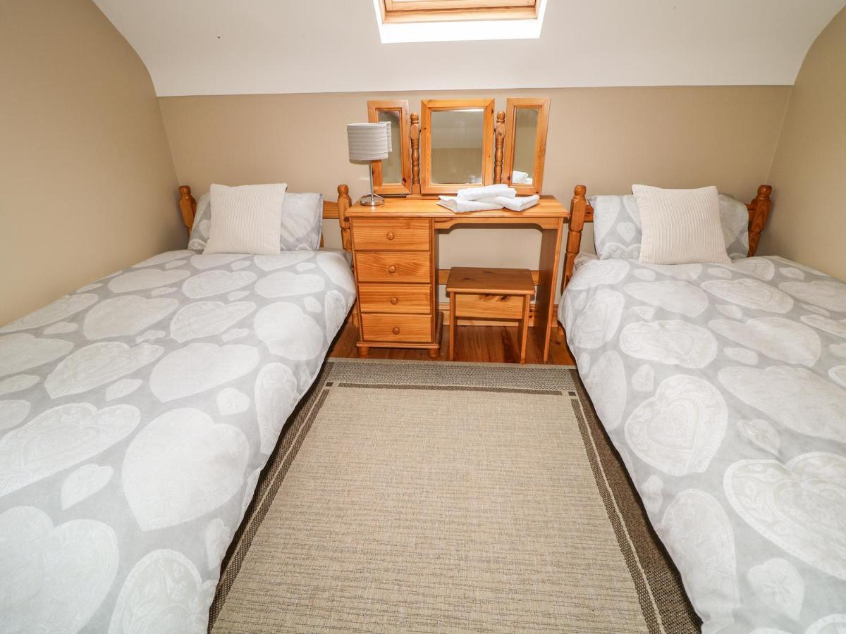 Kate'S Cottage Rathmullan Bagian luar foto